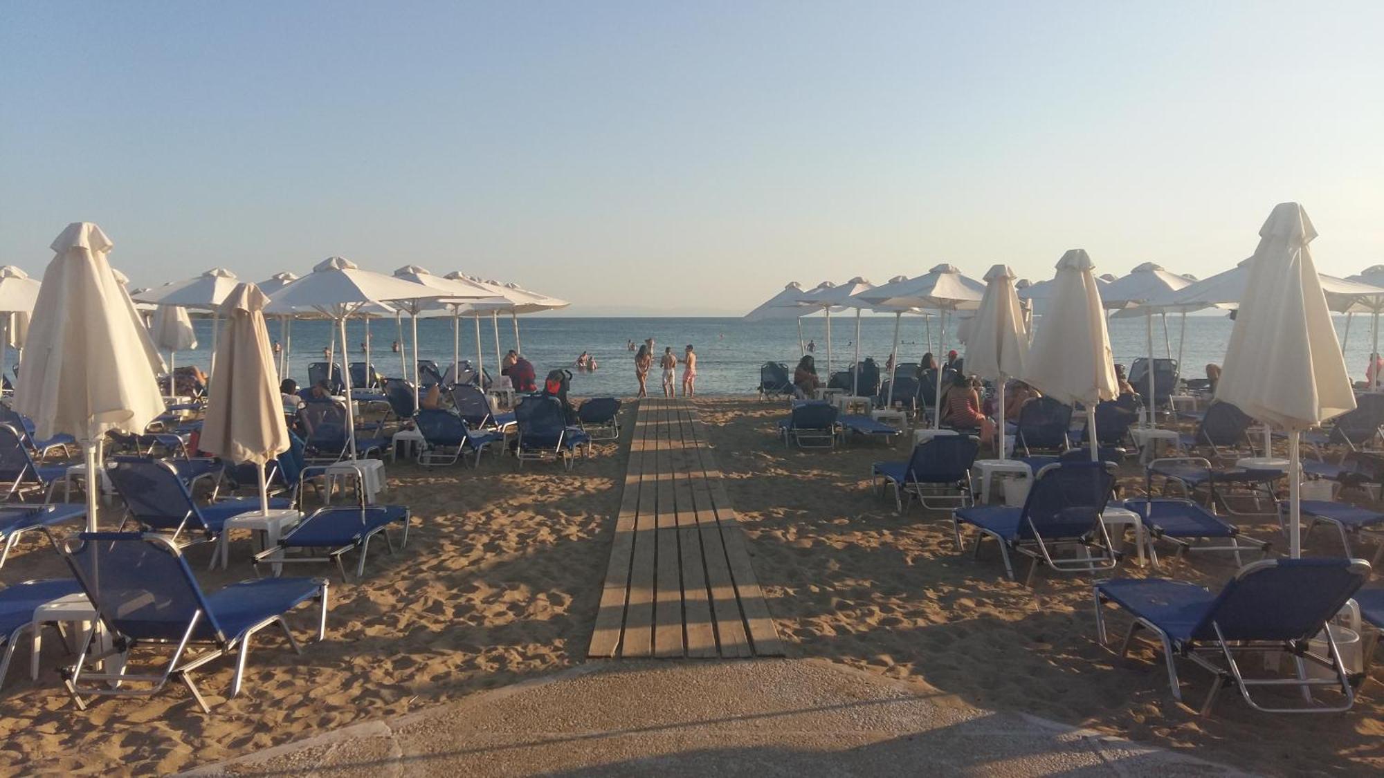Apartment Family Getaway, Spacious And Luxurious, Sea View, Terrace, Next To Voula Beach, 20min From Center *