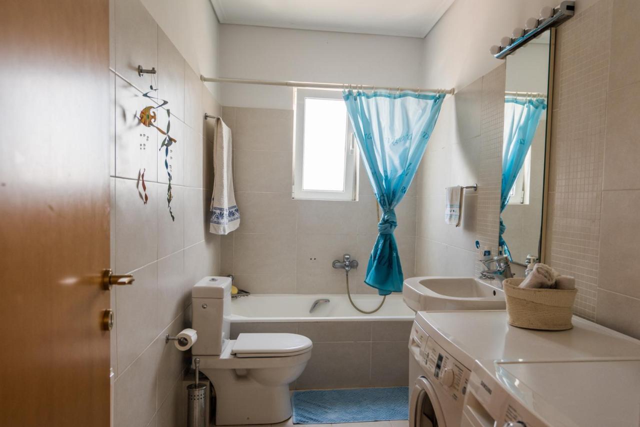 Family Getaway, Spacious And Luxurious, Sea View, Terrace, Next To Voula Beach, 20min From Center Apartment *